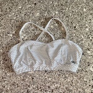ALBION FIT l Uplift Bra l White l Size: Medium